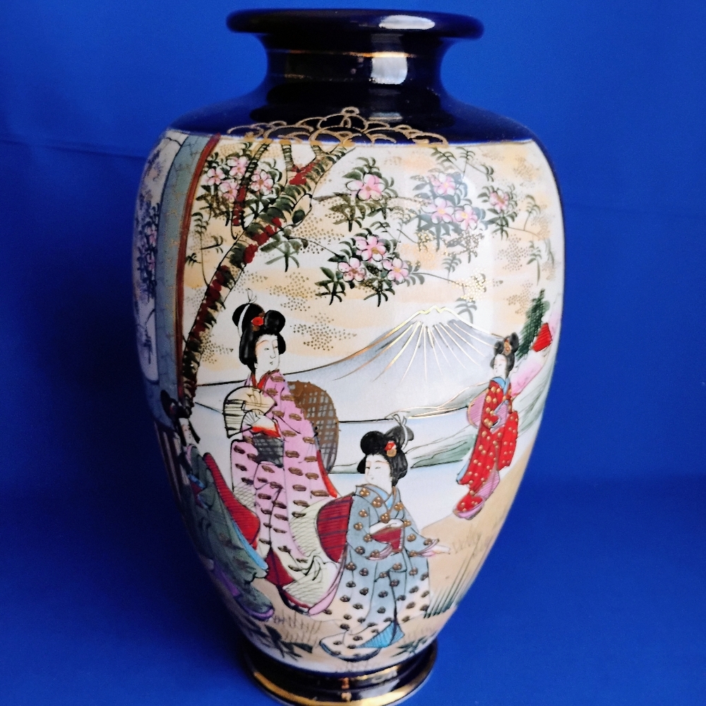 VTG SATSUMA Likely Meiji Period 12"H